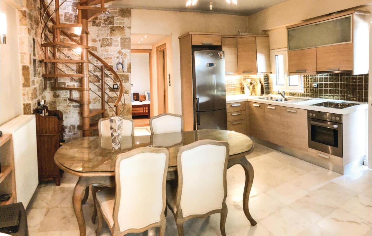 Amazing Home In Artemida With Kitchen Kültér fotó