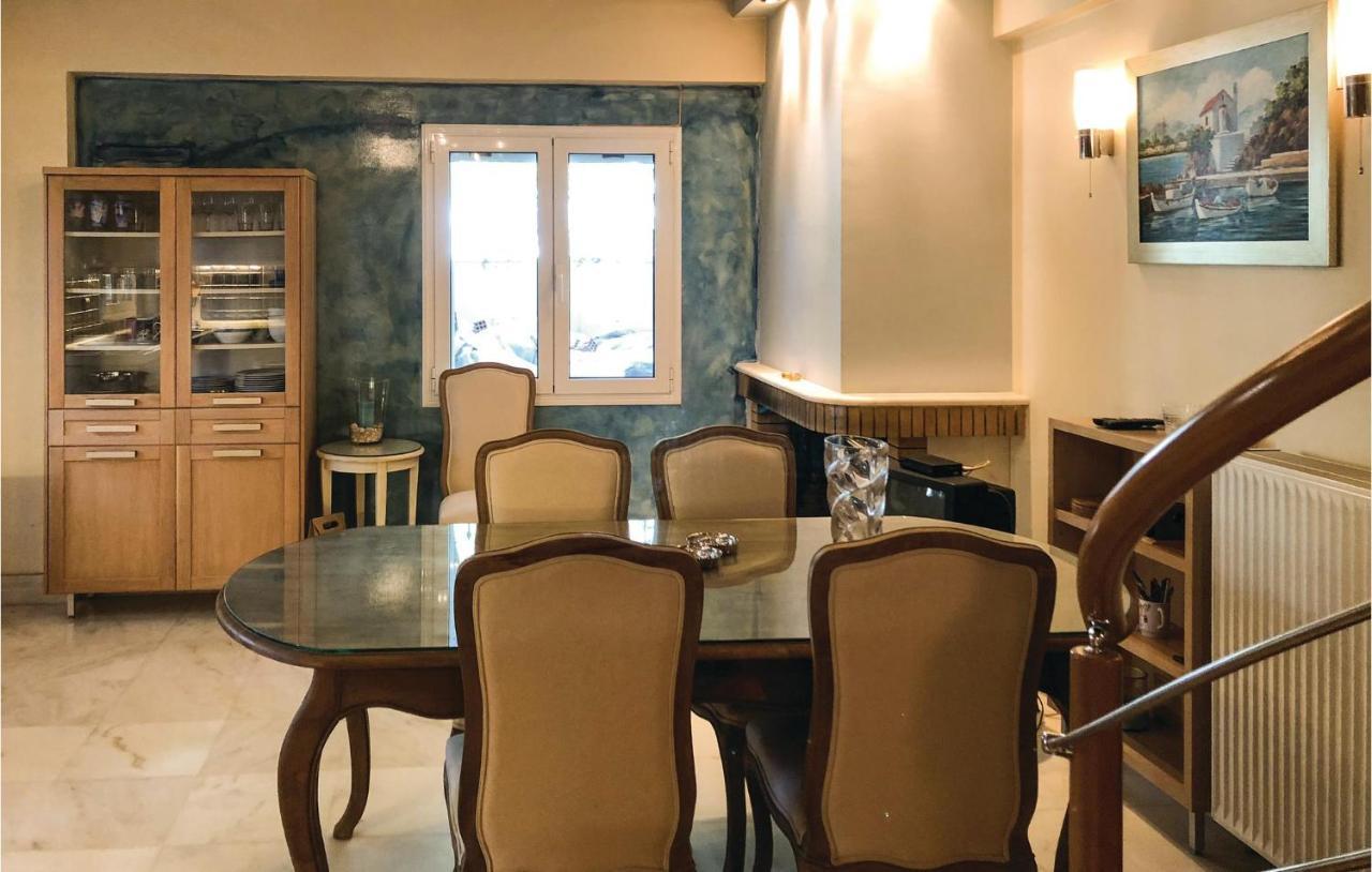Amazing Home In Artemida With Kitchen Kültér fotó